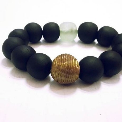 Chic_Naa's tweet photo. #blackandwhite#traditionalbracelet#fridaybracelets#beautifulart#creativework https://t.co/7rndDy5NA8