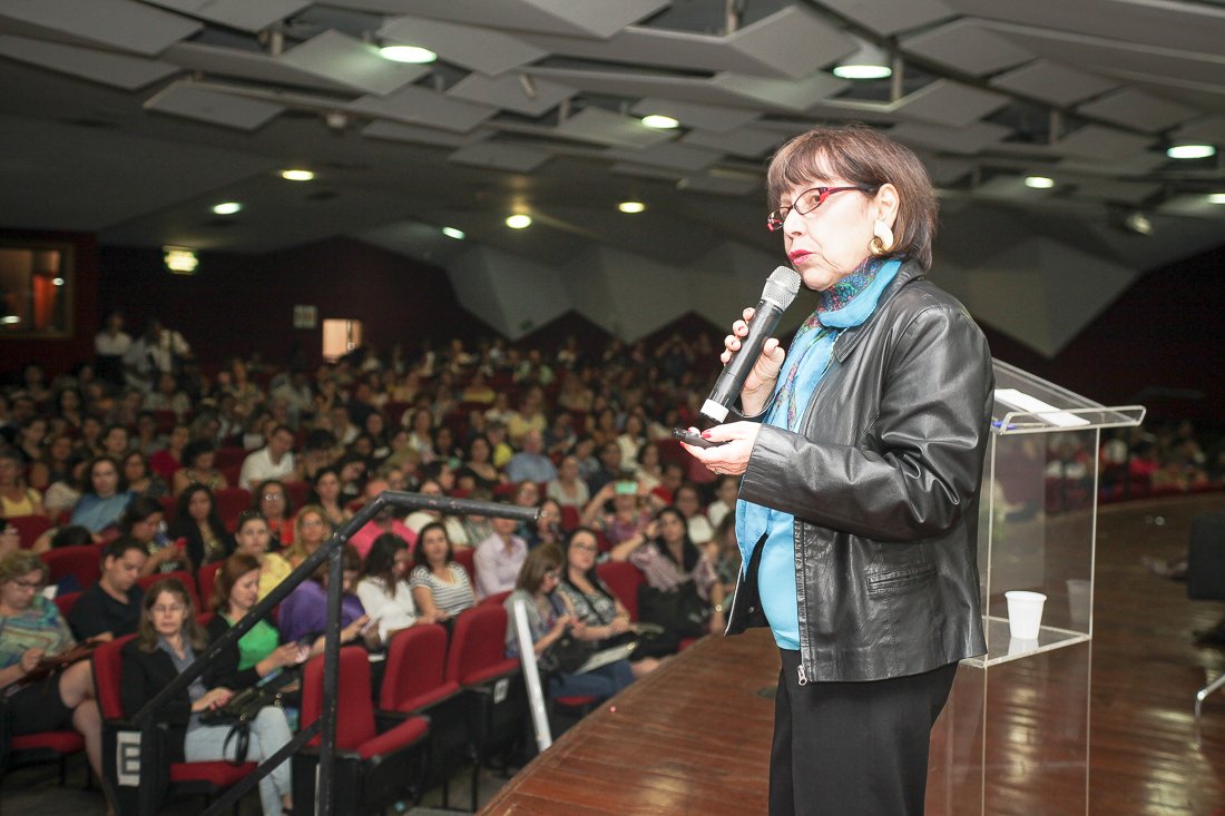 Endipe2016's tweet image. Auditório lotado no simpósio com o prof. José  Carlos Libâneo e profa. Maria Amélia do Rosário Santoro Franco.