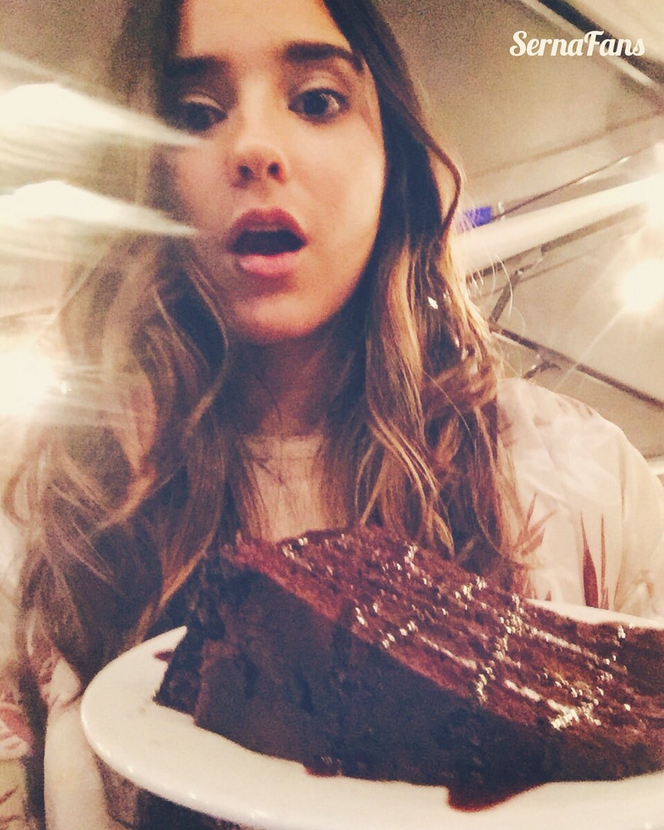 SernaFans's tweet photo. Birthday Cake 🎈¡#TBT porque mañana cumple la reina! #VivianaSerna #SernaFans https://t.co/0Ewokhrxx6