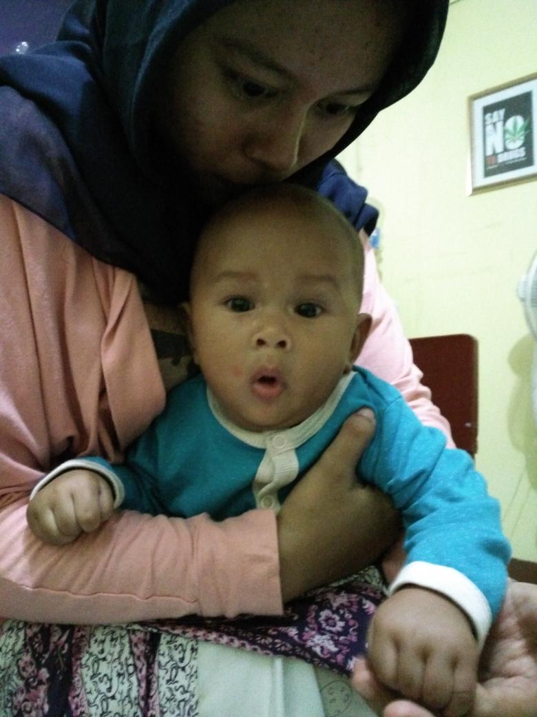 iraabdah's tweet photo. 👶 "Aku di apain tayaa?? Kenapa tayaa kaya niup kepala aku?" -Haidar- https://t.co/90ahD5TcuC