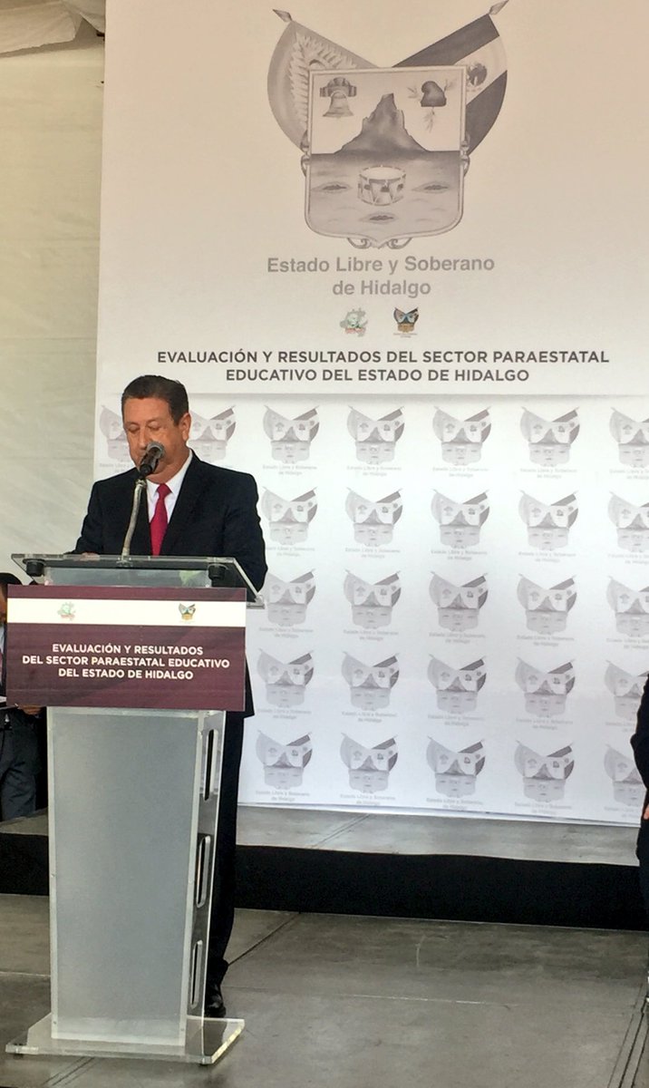 CECyTEHidalgo's tweet image. @cuate1010 presenta logros, metas alcanzadas y retos pendientes en la educación a @Paco_Olvera #EducaciónHidalgo