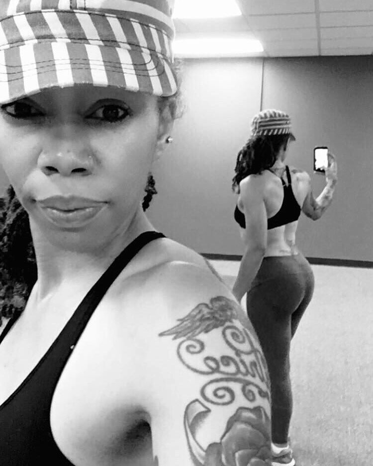 unpackedbags's tweet photo. Sculpt the body!! Go get that work! #itsthatsimple https://t.co/MVKiwsRCB4