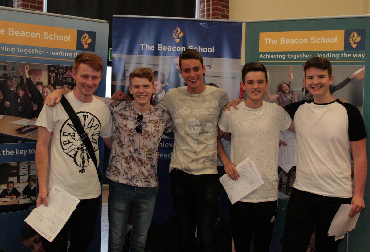 Simon Hammond (LionSJH) Twitter