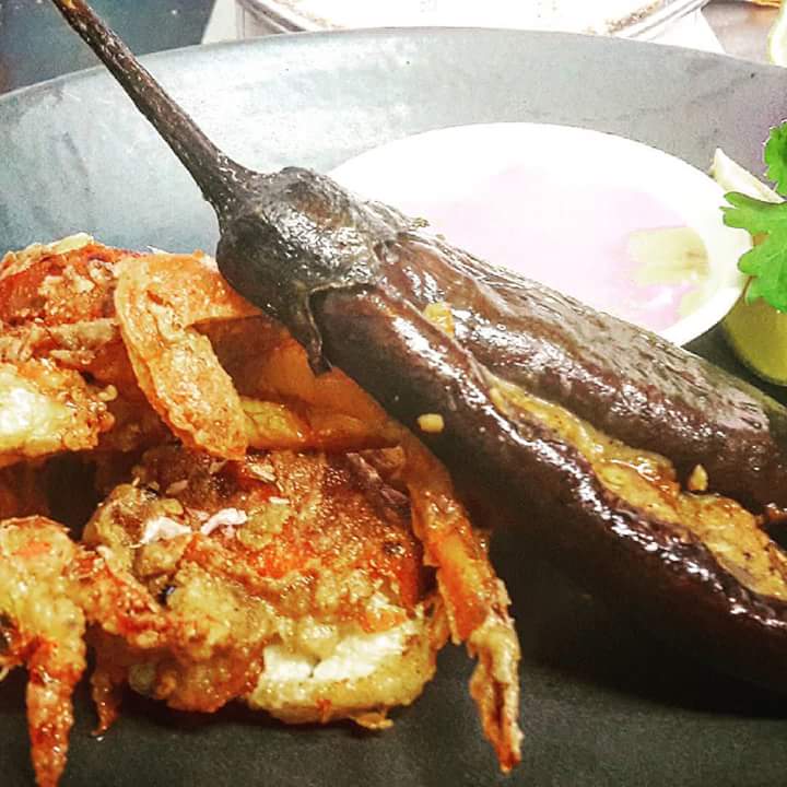 BrollyTrudy's tweet photo. #softshellcrab #portrushbymouth
Soft shell crab spicy coated with red miso baby aubergine and Japanese kiewpie mayo. https://t.co/qb54bwhHRH