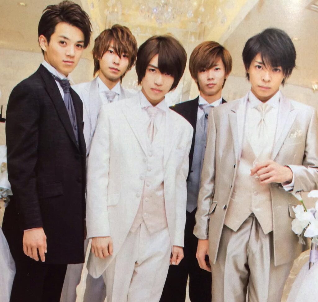 MAGIC_yuta14's tweet photo. キムタクさん！
ご存知の通り、Jr.の神宮寺勇太くんは誰よりもキムタクさんのこと尊敬してて大好きです！！
そんな神宮寺くんを彼の大好きな4人と一緒にデビューさせるとかどうですか！？
4人とは宮近海斗、阿部顕嵐、岩橋玄樹、岸優太です！ https://t.co/mbzx1C3AtJ