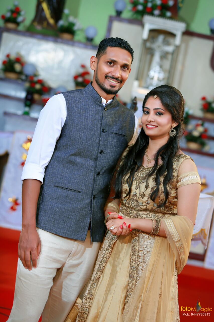 Christian engagement top dress for groom