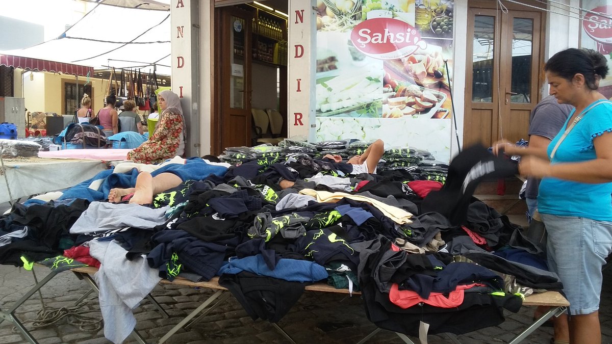 Als je nog slaap hebt #ayvalik #vakantie #markt <a href="/ayvalik/">ayvalik</a>