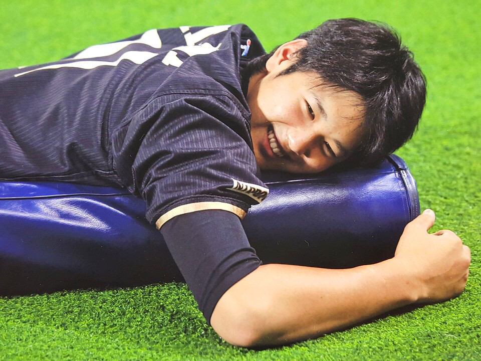 村上れいな B線か そっか でも 顔じゃない 性格と身長さえよければ顔わいい 見て 大谷翔平かわかっこいいよねうん 大谷翔平 193 アァーかっこいい かわいい 二刀流とかすごいし マヂすごすぎ 一生love T Co 3cwxnwoygj Twitter