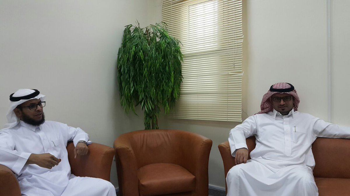 ضمن برنامج الطبيب الزائر بمركز عبدالعزيز بن علي الشويعر بجلاجل تم اليوم استضافة د.عبدالعزيز الاحيدب ود. بدر الجدعان