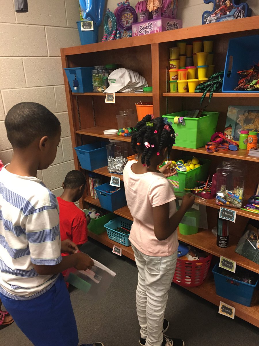 SSESPBIS's tweet photo. Spending our hard earned bucks at the PBIS store! @SSE_NEWTON #ncssbethebest https://t.co/MDwc5KVz0s