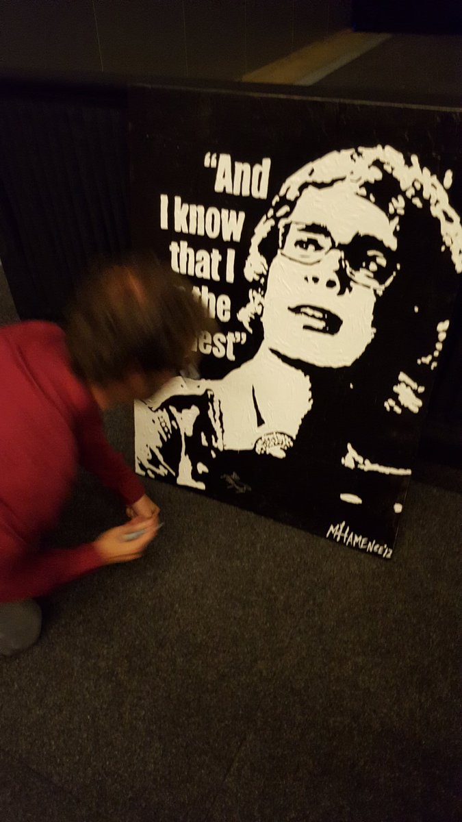 jlekka9's tweet photo. Thanks @BenFolds for signing our @markushamence painting &amp; dedicating the song to us. @leikas &amp; I are #TheLuckiest 🐎 https://t.co/RwG65iVrdI