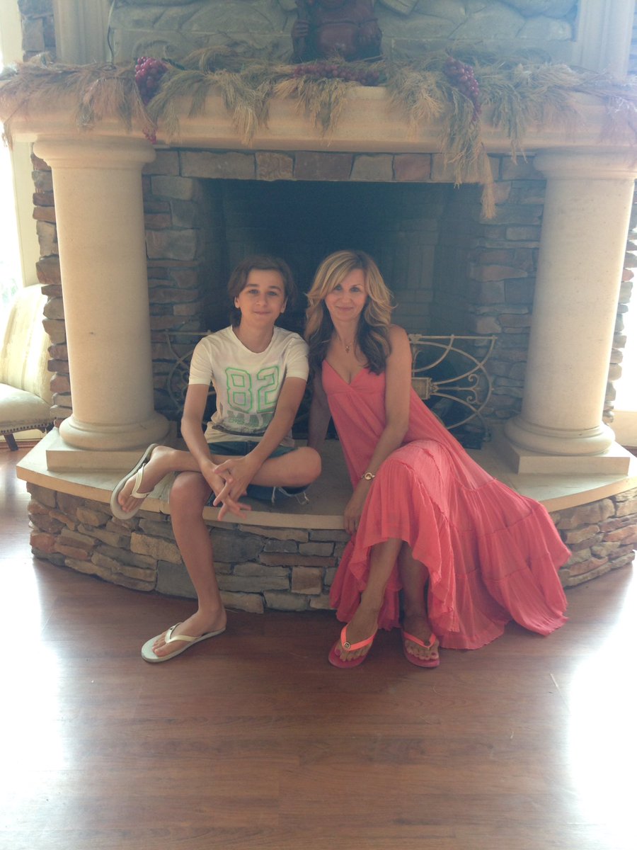 Chelsea Sun Inn tweet media