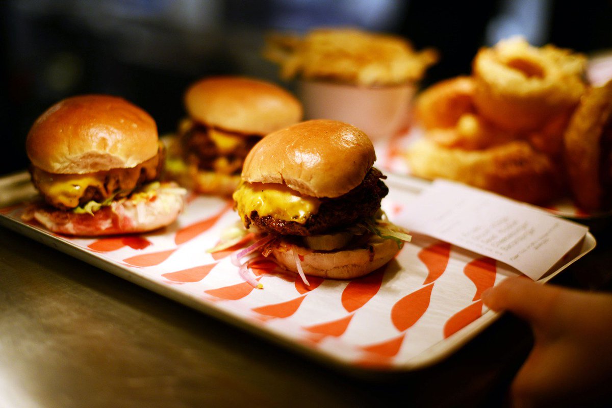 The best dirty burger and 13 more need-to-know restaurants in Brighton: traveller.uk/NWFn8y #nationalburgerday