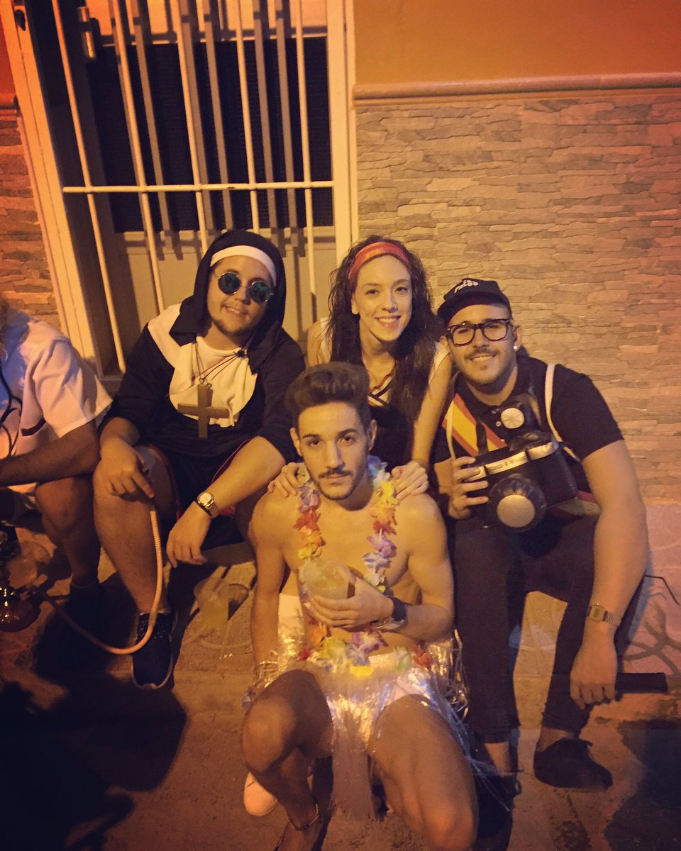 Noche de disfraces 👀