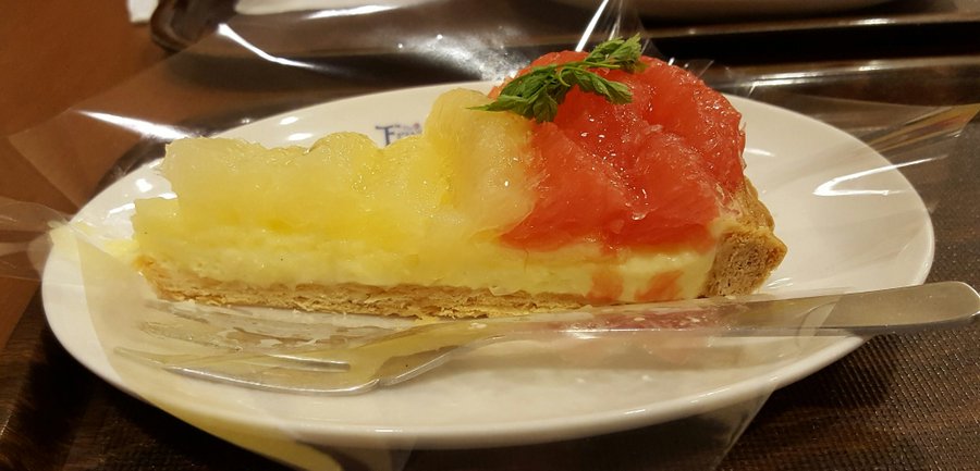 フルーツケーキファクトリーは札幌市内のみ 新鮮な苺のタルトが絶品 Sweetsvillage スイーツビレッジ