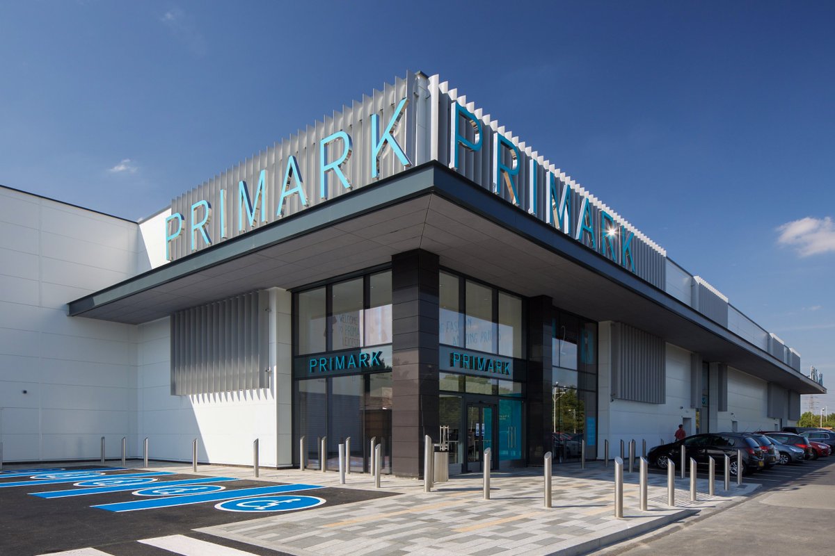 HitsEastMidsX's tweet photo. A new Primark store has opened at .@FossePark in #Leicester https://t.co/LMd39AlwOy