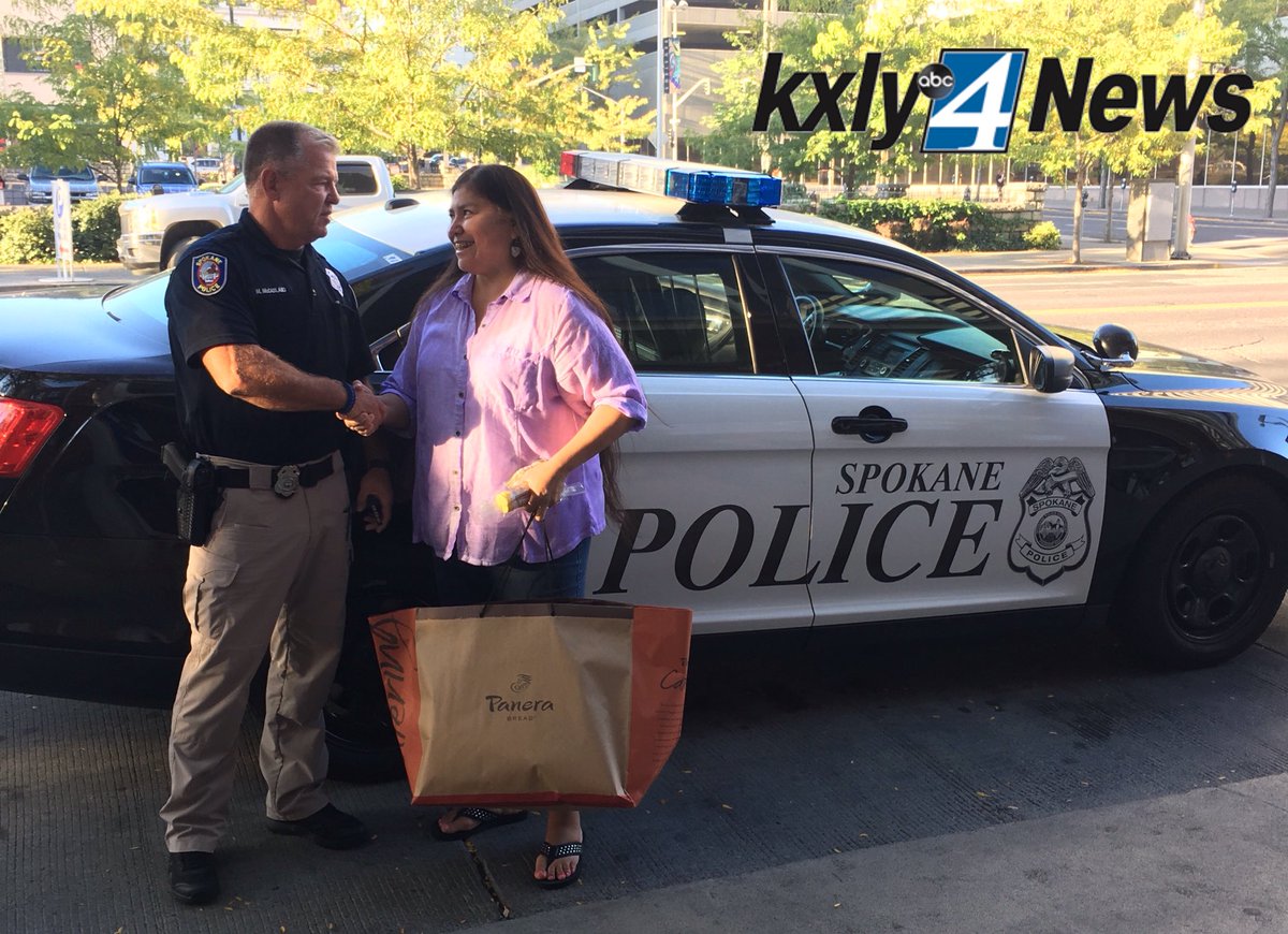 casey_g_lund's tweet photo. I'm honored to know many @SpokanePD officers that truly care about their community. Donating to #CayuseFire victims https://t.co/JsEWr2zrpG