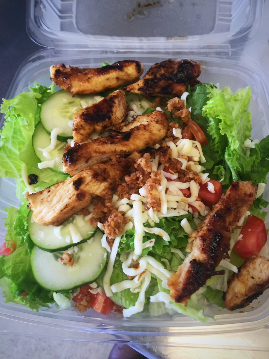Graydogdiner's tweet photo. Our Grilled Chicken Salad and our Chef Salad! #lunchtime https://t.co/WKynNwqbNN