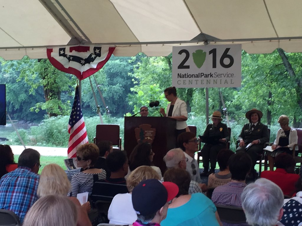 A gorgeous backdrop <a href="/HarpersFerryNPS/">Harpers Ferry NHP</a> for each soon to be #NewUScitizen to #FindYourPark on the #NPS100