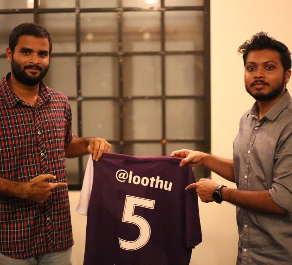 HookahMaldives's tweet photo. "I need new haters the old ones become my fans" - zlatan
no wait that was @loothu quoted by zlatan #alhidho https://t.co/y09kxvfdkR