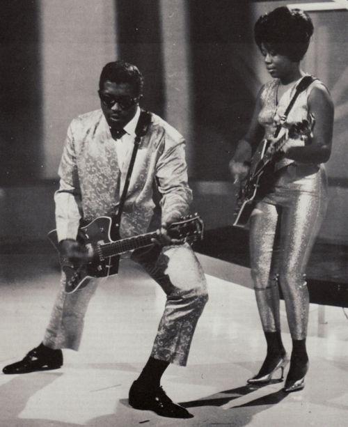 TrueGrit_nl's tweet photo. Kings of Chicago: Bo Diddley. "The Gunslinger" https://t.co/wHfX108ciX