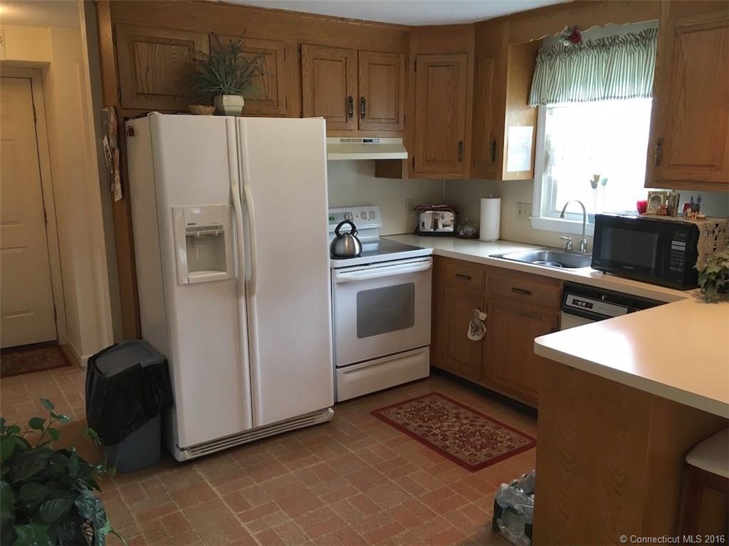 InnovProp's tweet image. OPEN HOUSE THIS SUNDAY FROM 1 to 3 PM call us for more details 860.635.7355