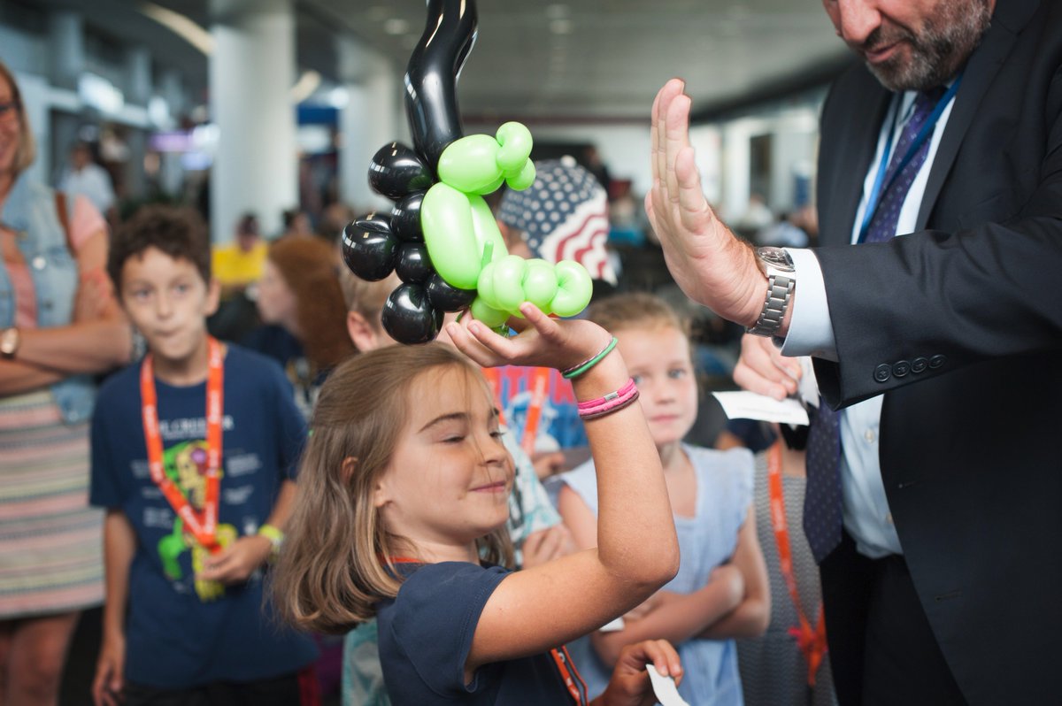 NLinChicago's tweet photo. PHOTOS: Tuesday's event &amp; press conference at @fly2ohare, saying goodbye to #Trexpat Trix: https://t.co/Ob85o1eUw2 https://t.co/N6fxOh4tcr