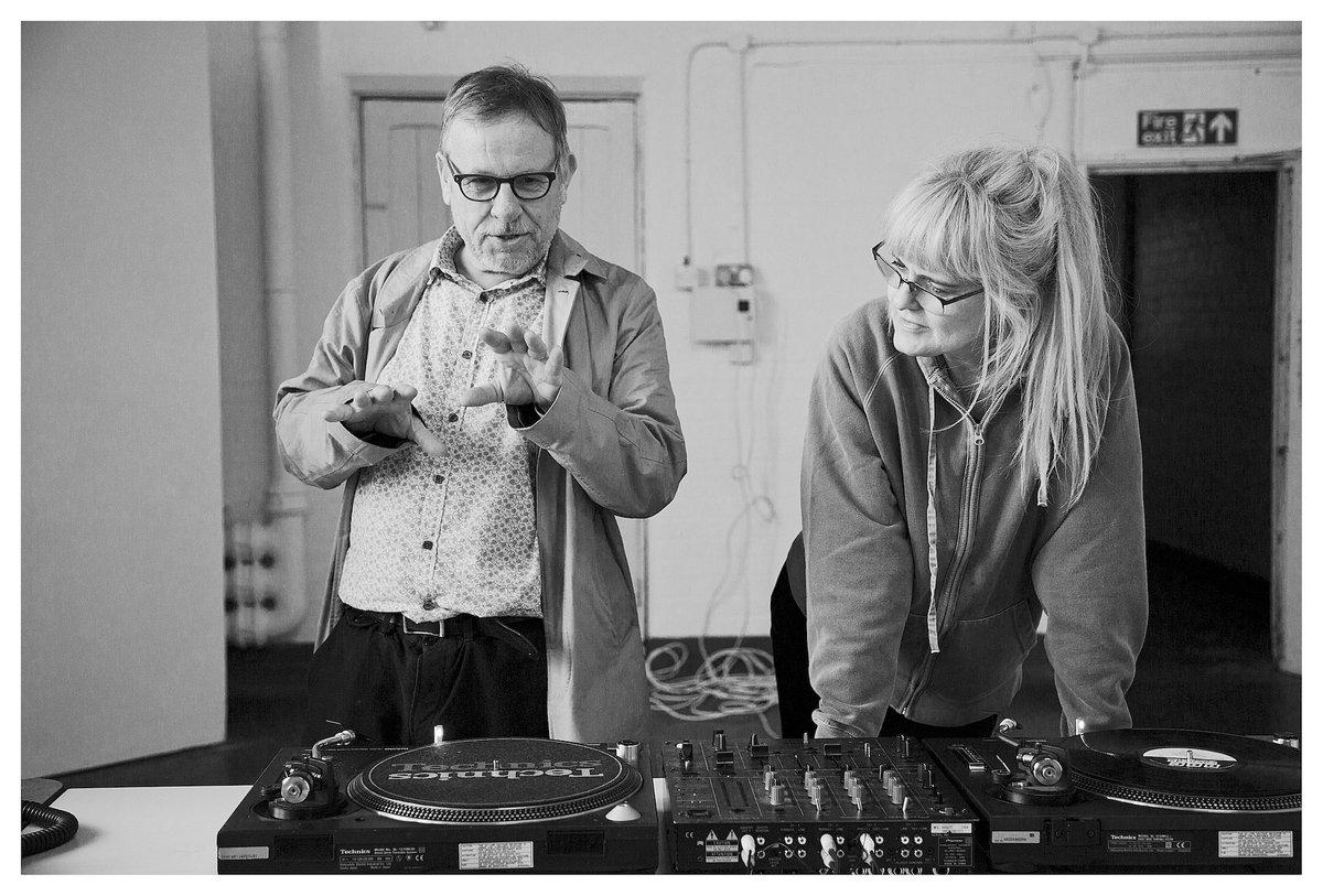 WeArePrimary's tweet photo. #Photos #Backtofrontspace
#SoundSurgery – #MelanieJackson & #LisaBusby @sleepsinoysters
https://t.co/bA2TsYqToZ https://t.co/kncUdinnBc