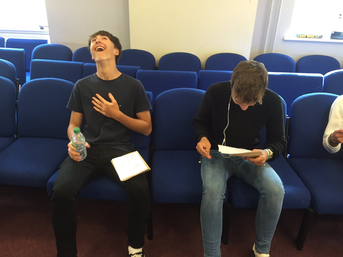 issybryce10's tweet photo. Love this photo 😊👍 GCSE results' day @praisesaltash https://t.co/v8ovmnp70H