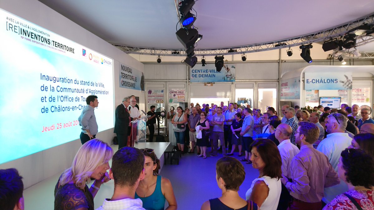 ChalonsAgglo's tweet photo. La @foiredechalons c'est parti ! https://t.co/IXGyrxFwaq