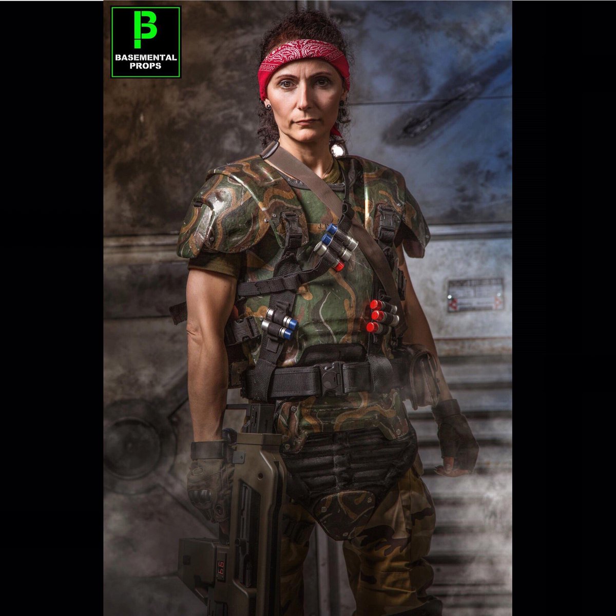 BP_since2013's tweet photo. #member Cris #docon2016 #uscm #costume #cosplay #aliensdierückker #BasementalProps #photo @Eosandy #sega #videogame https://t.co/nEpJqgO3Vn