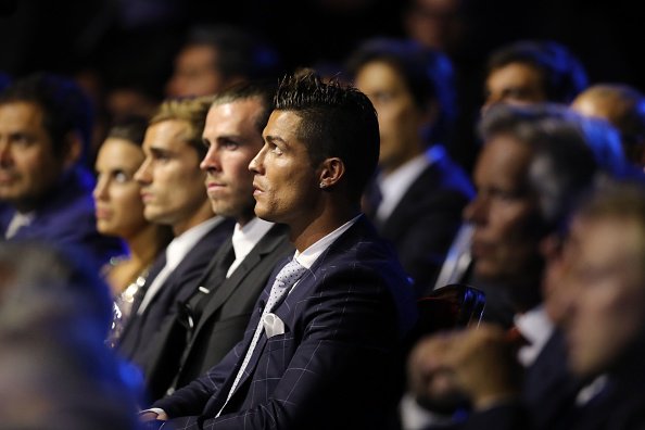 BBCSport's tweet photo. Almost time to find out who was the best player in Europe in 2015/16.

Bale
Griezmann
Ronaldo

Who'd get your vote? https://t.co/cbgaK92OzS