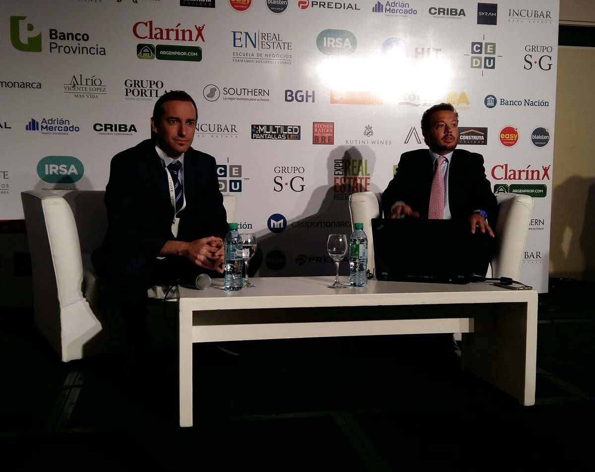 soldatitweet's tweet photo. Ya está por empezar la charla sobre inversiones en #España. #ExpoRealEstate #Workshop #SalónNaranja https://t.co/mrcTsqJBt6