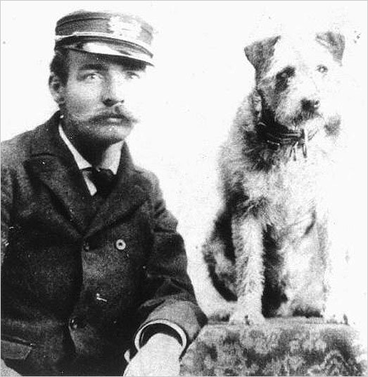 Tomorrow is #NationalDogDay so I'll know you'll want to pay me a visit at <a href="/PostalMuseum/">Postal Museum</a>. 🐶 Come on by!