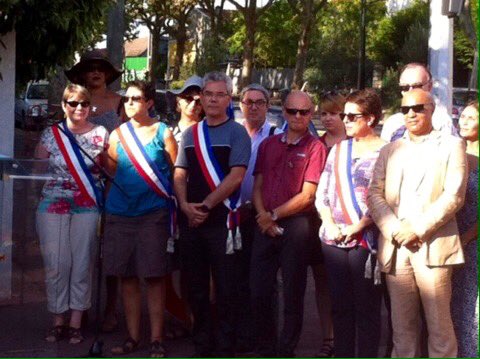 #Bagneux:Libération de Paris et de sa banlieue devant la stèle André Ox, du nom du jeune résistant mort au combat.