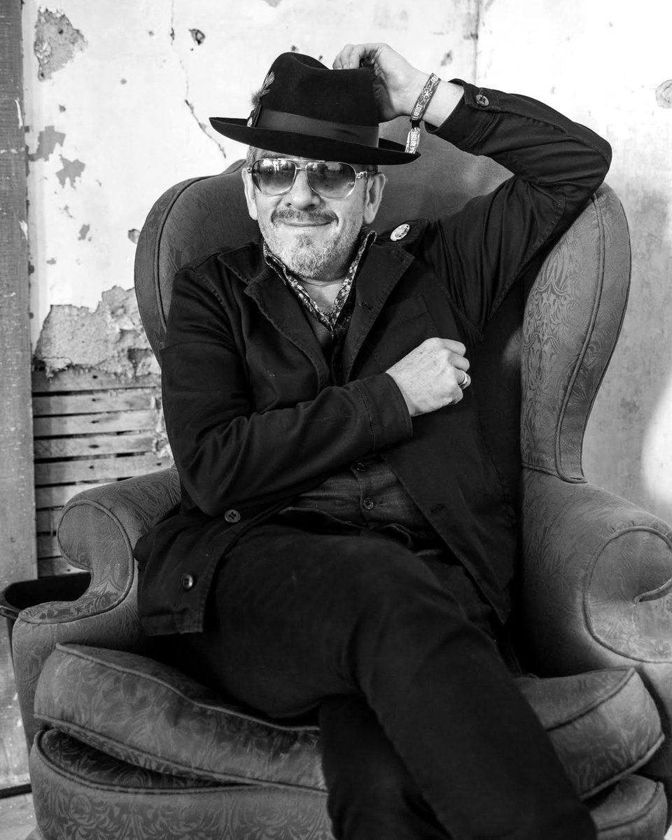 Newport Folk Fest tweet media