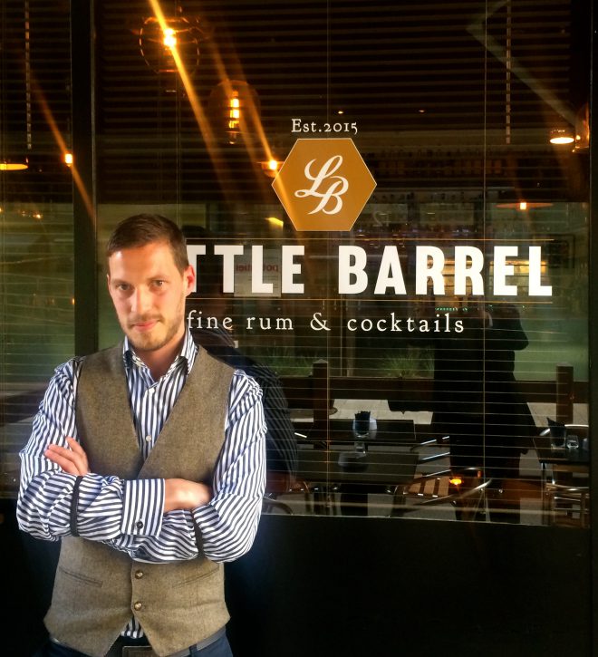 lecocktailco's tweet photo. Interview after summer break @QBeurgaud from #LittleBarrel #Geneva #genevacocktailweek https://t.co/HOy4ZGxLa7 https://t.co/w0WnP2FsfM