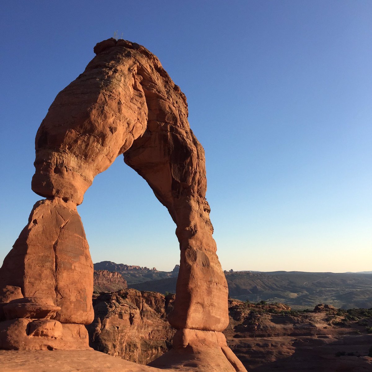 nanating28's tweet photo. Happy 100th bday to @NatlParkService! Here's a throwback to when we visited 7 national parks within 2 weeks #NPS100 https://t.co/f5pgbUlxgQ