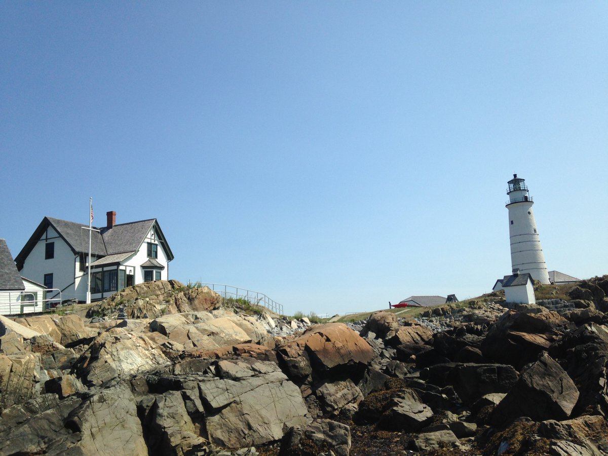 YMCABostonTeens's tweet photo. #LittleBrewsterIsland trip yesterday in @34islandsboston. TY @BostonLight300! @NatlParkService #NPS100 #FindYourPark https://t.co/GQZJosrv2j