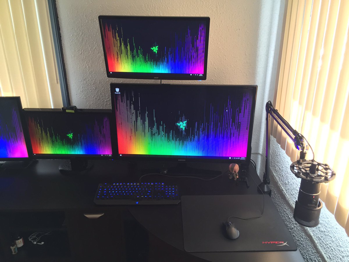 Daveydave808's tweet photo. @Razer ready https://t.co/WejIM06jtR