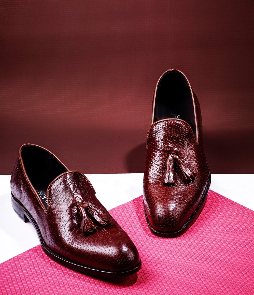 IG: @ddavidshoes tweet media