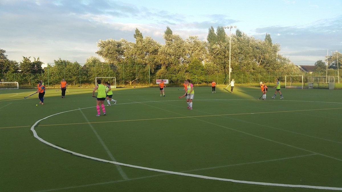 Bruff_Hockey's tweet photo. We are back at it!! 1st #hockey training session down tonight for the #girls any tips!@irishhockey @Munster_Hockey https://t.co/7KM9vCXINr