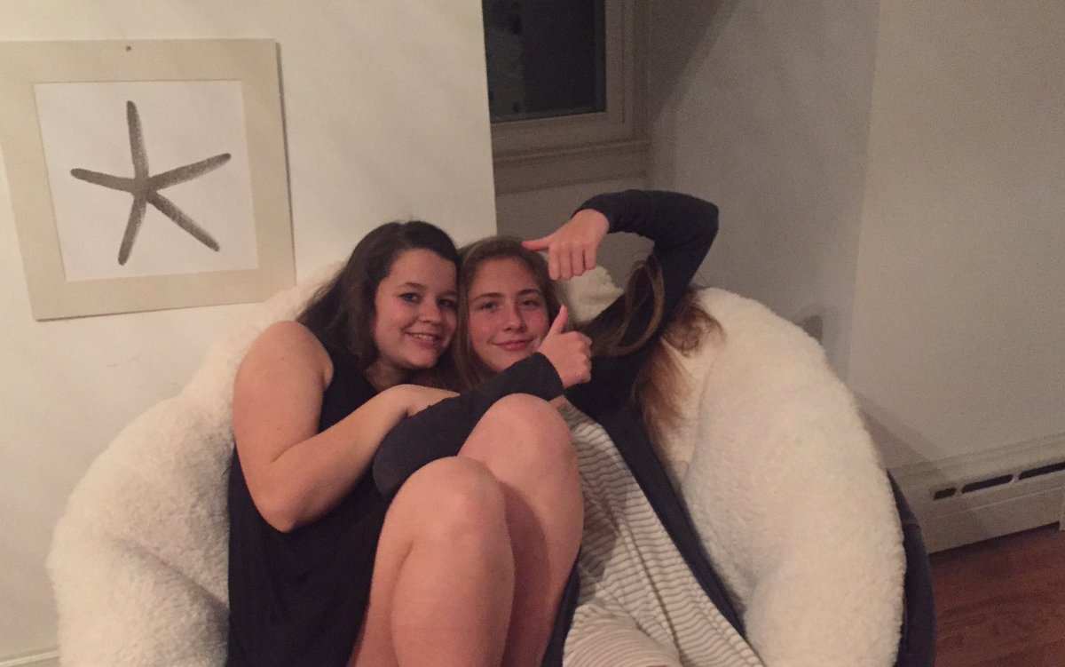 aidanmooney19's tweet photo. hbd LE!! good thing these are the only pics we have :) love you long time https://t.co/TAuNdzEnB2