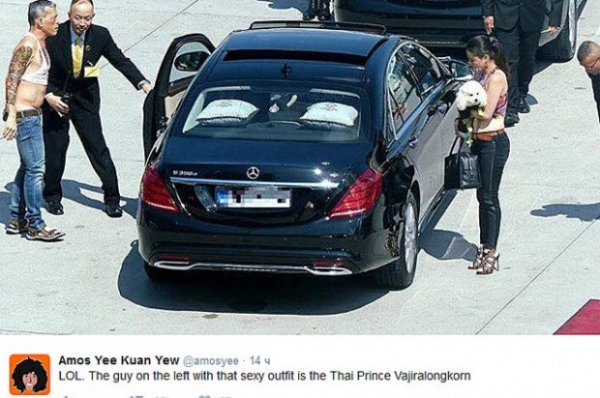Hells81Angels81's tweet photo. @AdmOd #thailand #HellsAngels #hells #angels #Vajiralongkorn #Bhumibol #Adulyadej #maha #humiliation #lesemajeste112 https://t.co/Xl2vWzSRez