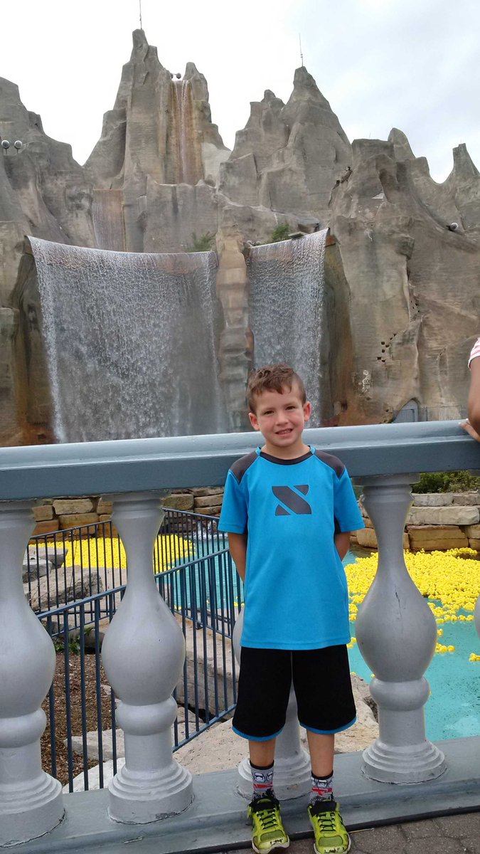 donmcdougald's tweet photo. Enjoying # wonderland https://t.co/DmK2M0eDmx