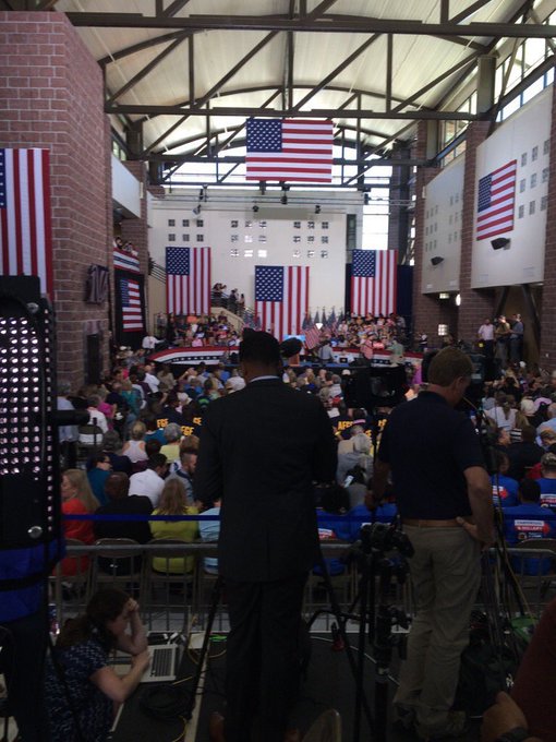 View image on Twitter