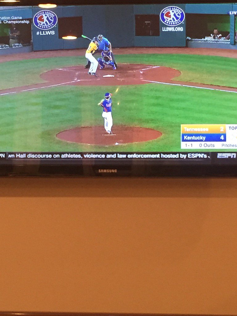 matis9124's tweet photo. I can't even root for the Kentucky Little League baseball team. #neverKY #iubb https://t.co/BdIEOjPQoc