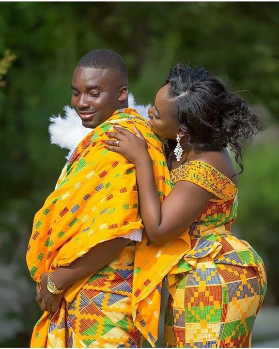 LaSukuta's tweet photo. #AfricanLovers 🙌🏾🙌🏾 I love this woman's outfit. I need to just. https://t.co/MGiJw9zhW9