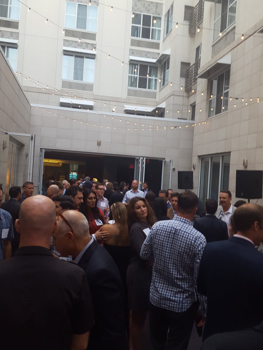 UrLenderNatalia's tweet photo. At a taste of LB meeting and mixing with all the upcoming new projects for my LBC
#Lovelbc,#WatchLBCgrow https://t.co/Q77YseFrDl