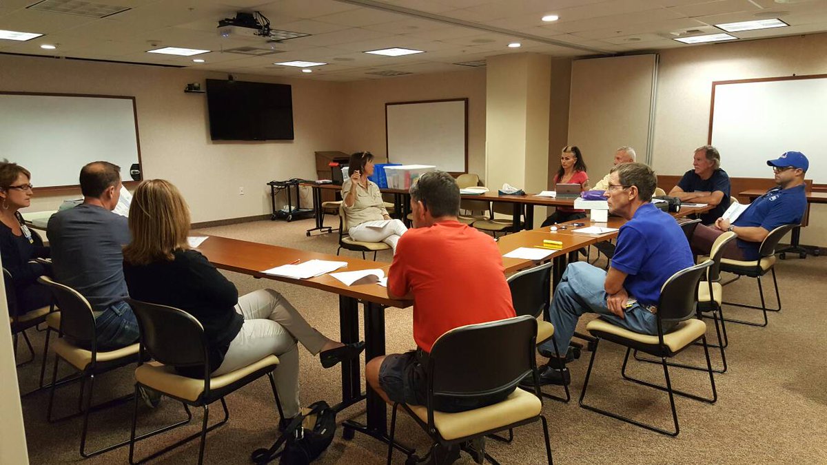 DTXcreative's tweet image. Preproduction meeting for the Expert Roll Model Pediatric Trauma VR shoot